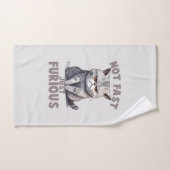 Pas rapide, juste furieux - Humour de chat gris (Serviette à main)