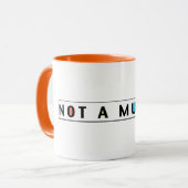 Pas un Muggle avec la tasse de couleur (Devant gauche)