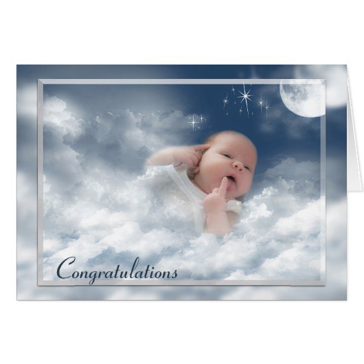 Pasgeboren Baby in Cloud Blanket (Voorkant Horizontaal)