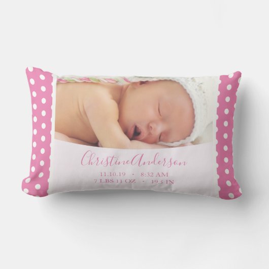 Pasgeboren baby-meisje met geboorte en foto's kussen (Voorkant)