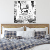 Pasgeboren Holstein Calf Canvas Afdruk (Insitu (Slaapkamer))