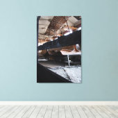 Passagiersauto's met houten muren op het Le Mastro Canvas Afdruk (Insitu (Houten vloer))