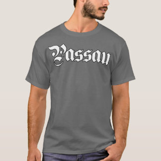 Passau geschreven met gotisch lettertype t-shirt