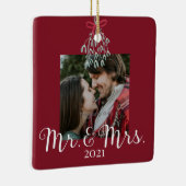 Passen getrouwd Mr & Mrs Photo Red Keramisch Ornament (Rechts)