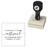 Passen getrouwd Script Monogram Retouradres Rubberstempel (Gestempeld)