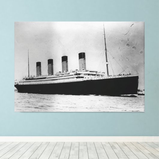 Passenger Liner Steamship RMS Titanic Canvas Afdruk (Insitu (Houten vloer))