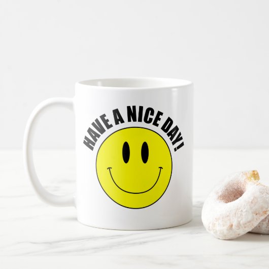 PASSEZ UNE JOURNÉE AGRÉABLE ! Smilie Face Café Mug (Avec donut)