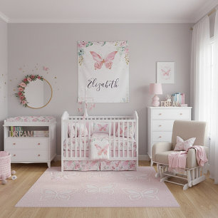 Pastel bloem- en vlindermotief voor een baby  wandkleed