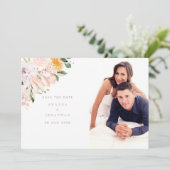 Pastel Bloemen Bruiloftsfoto Save The Date (Staand voorkant)