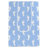 PASTEL BLUE ROWS OF BABY FEET MEDIUM CADEAUZAKJE (Achterkant)
