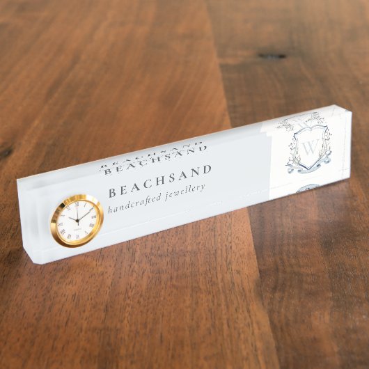 Pastel Blue Wilde Waterverf Crest Monogram Naambordje (Zijkant)