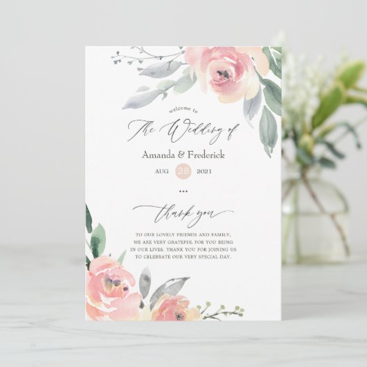 Pastel Blush Pink Floral Weddenschap Programma (Staand voorkant)