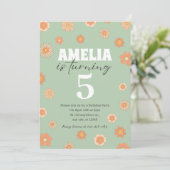 Pastel Boho Daisy Anniversaire Invitation Quel Âge (Debout devant)