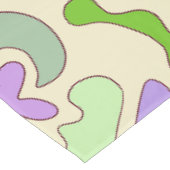 Pastel doodle elementen compositie tafelkleed (Gekanteld)