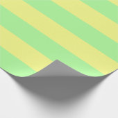 Pastel Gothic Groene en Gele Awning Stripes Cadeaupapier (Hoek)