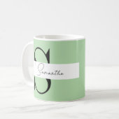 Pastel Green Monogram Mug classique - Personnalisé (Devant gauche)