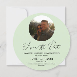 Pastel Green Photo Sauvez la date Round Invitation