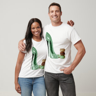 Pastel Green Stiletto Shoe en French Macaroons Ar T-shirt