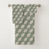 Pastel Green Towel Groovy 70s Floral Comfort (En situation)