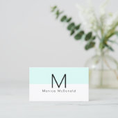Pastel minimalist monogram visitekaartje (Staand voorkant)
