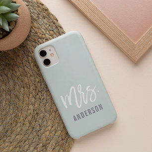 Pastel Mint New Mrs Last Name Bride iPhone 16 Hoesje