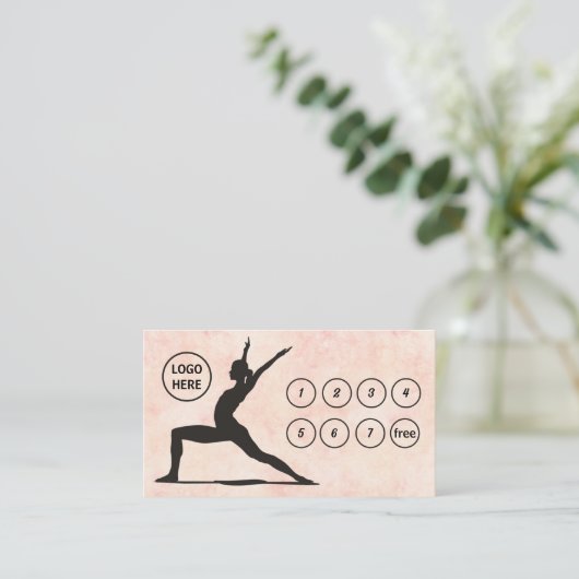 Pastel Peach QR Code Yoga Loyaliteit Kaart (Staand voorkant)