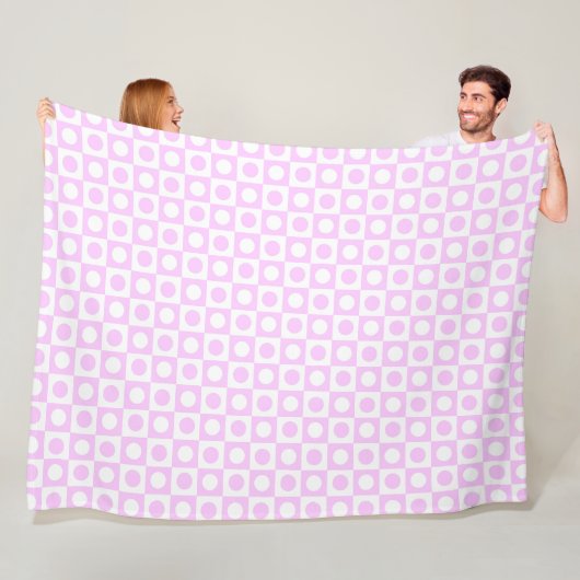Pastel Pink Dots and Squares Pattern Fleece Deken (In situ)