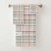 Pastel Plaid with name Bad Handdoek (Insitu)