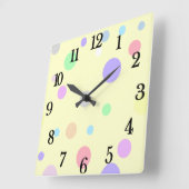 Pastel Polka Dot Pattern Vierkante Klok (Hoek)