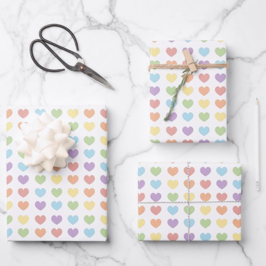 Pastel Rainbow Hearts Pattern Kinder Inpakpapier Vel (Voorkant)