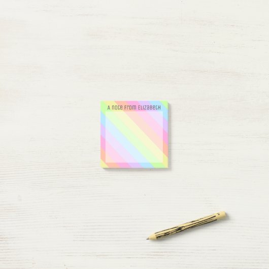 Pastel Rainbow Stripes Nom Post-It® Notes (Sur un bureau)