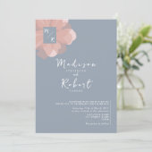Pastel Rose Dusty Blue Floral Faire-part de mariag (Debout devant)