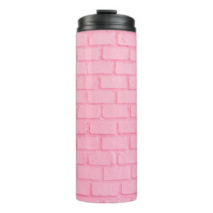 Pastel roze baksteen achtergrond wand textuur roze thermosbeker