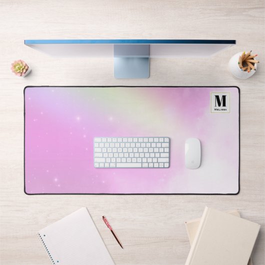 Pastel roze hemel met geel regenboog monogram bureaumat (Kantoor 1)