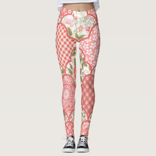 Pastel Rozen Bloemen Patchwork Patroon Leggings (Voorkant)