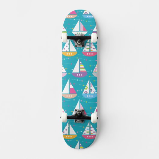 Pastel Sailboat Pattern Skateboard (Voorkant)