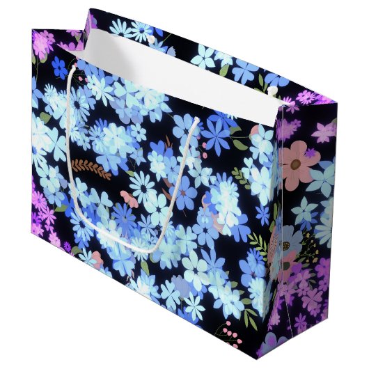 pastel shades floral pattern Black BG Groot Cadeauzakje (Voorkant Gekanteld)
