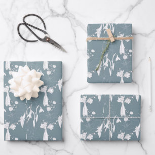 Pastel Stofblauwe Vaas met Bloemen en Bloesems Inpakpapier Vel