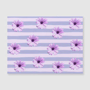 Pastel strepenpatroon met madeliefjes