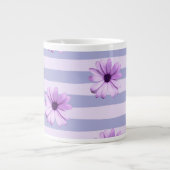 Pastel strepenpatroon met madeliefjes extra grote beker (Voorkant)