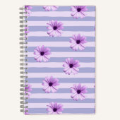 Pastel stripes pattern with Daisies Notitieboek (Voorkant)