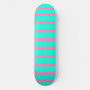 Pastel Turquoise Blauw-groene en roze strepen Skateboard