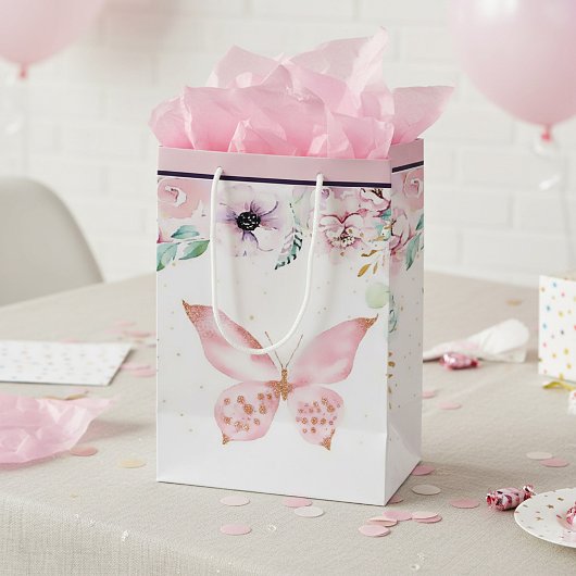 Pastelflorale en -vlinder medium cadeauzakje