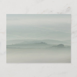 Pastelochtend in de foggy Tuscany Briefkaart