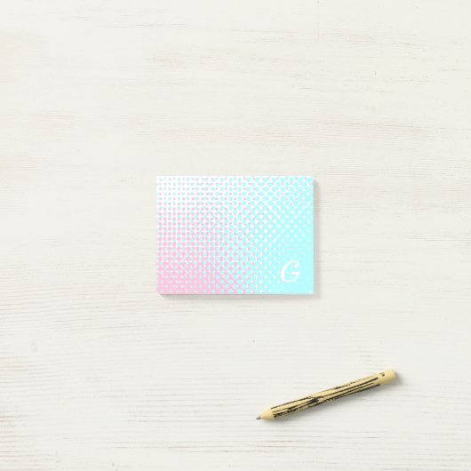 Pastelroze en blauwe tweetonige gradiëntmonogram post-it® notes (Op bureau)