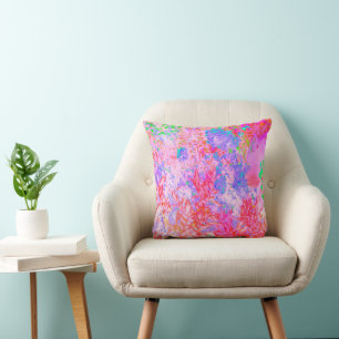 Pastelroze en rood met blauwe hortensia-landschap kussen