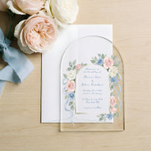 Pastelroze, witte en blauwe rozen & lintboog