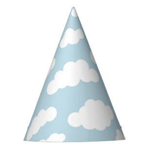 Pastelwolken, asthetisch babyblauw en wit feesthoedjes