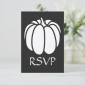 Patch citrouille dans la carte RSVP noire (Debout devant)