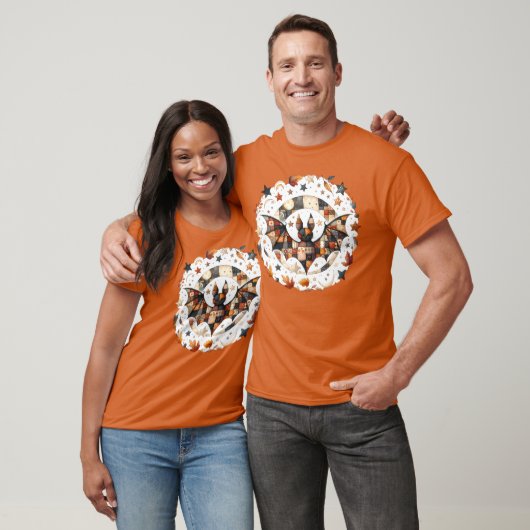 Patchwork Halloween Bat in Herfst Kleuren T-shirt (Unisex)